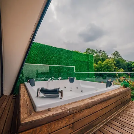 Snail House 住宿加早餐酒店 萨潘贾