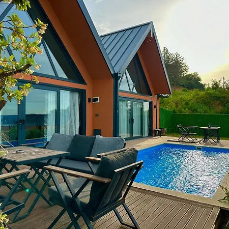 Snail House 3* ספנג'ה