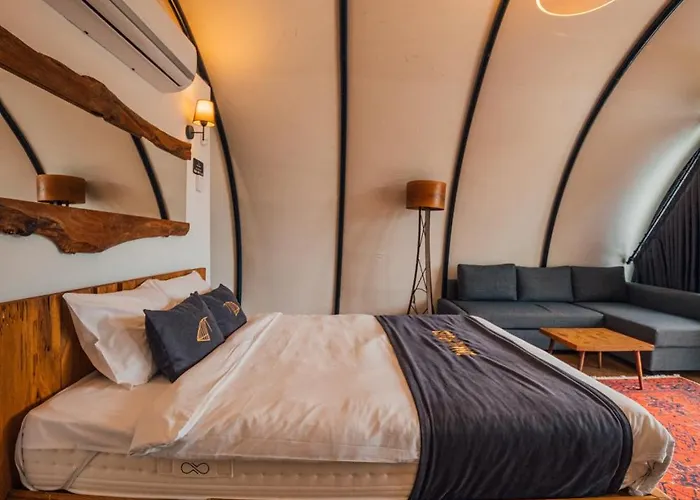 Bed & Breakfast Snail House 3*